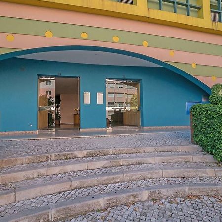 1-Minute Walk To The Metro And 2 To The Supermarket Lissabon Buitenkant foto